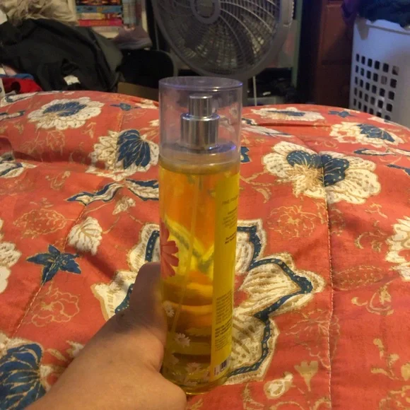 Bath & Body Works Body perfume Set - Blue, Yellow, Orange - Picture 5 of 5